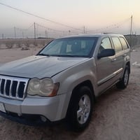 جيب لاريدو 2008 محرك بلاد تبريد كهربائيات گير مكينة كلها شغاله السيارة...