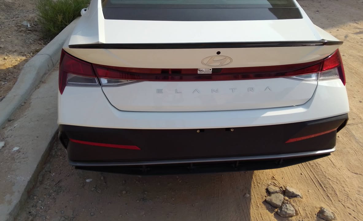 للبيع هونداي الانترا موديل 26بدون رقم منفيس بسمي تترقم كلشي مكانه بابل 150مجال قليل ***********مكلف بل نشر هاذا رقم صاحب السياره خابره وتدلل بي واتساب الرقم
