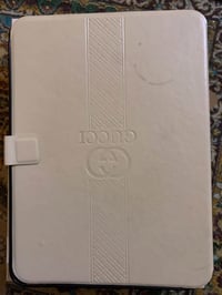 ايباد 11 • ١٢٨ • بطارية ٩٦٪