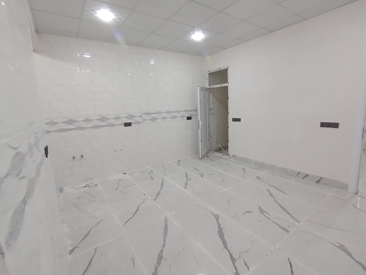 بيتين تؤائم طبك للايجار
١٠٠ متر صفر اول سكن كل بيت غرفة استقبال مطبخ حار بارد صحيات داخلي خارجي
إيجار البيت الواحد ٢٥٠ الف
بمنطقة ١٦ أب مقابل مدرسة جيار
*********** واتساب تليكرام اتصال
*********** واتساب تليكرام اتصال
*********** واتساب تليكرام اتصال
