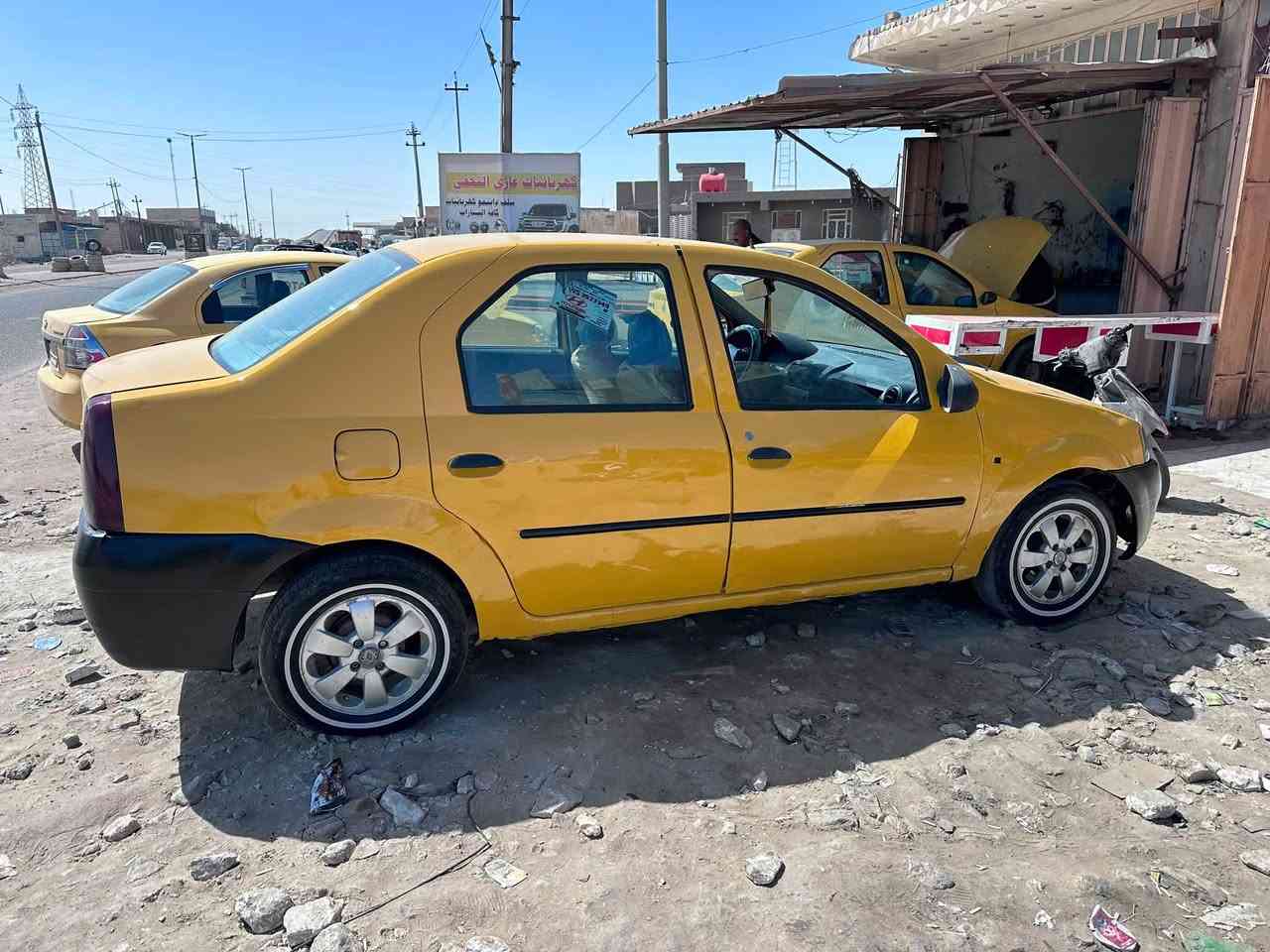سلام عليكم 
رينو لوكان ٢٠١٠
مشروع وطني ل ٢٠٢٨
مكينه وكير شرط 
منظومه تبريد لوك جديده 
حداديه جديده 
محوره باور جديد لوك 
نقص فقط تايرات نص عمرهن 
تحويل مباشر 
بسعر مناسب جدا 
سياره عليها غرامه ١٠٠الف وهئيه تقريبا ١٥٠الف 
نازلات من سعر سياره 
السعر الكلي ٢٥ورقه وبيها مجال كلش قليل 
وينزل الغرامه والهئيه 
مكانها سماوه 
***********
