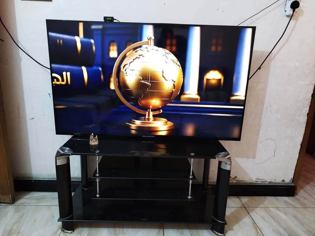حي القاهره • اغراض منزل • شاشة بلازما