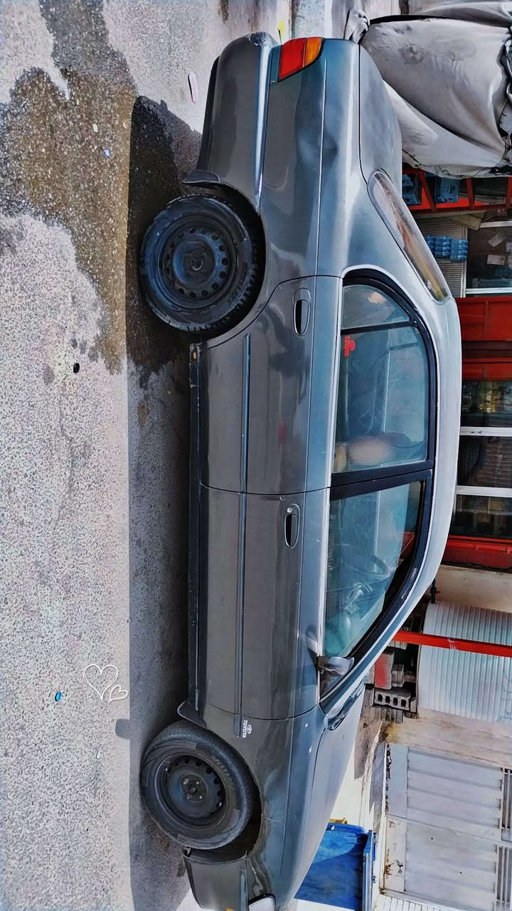 🛑 سلام عليكم
🛑 سياره كورلا ياباني الأصل
🛑 السياره مال جناي
🛑 السياره عليها ادامه للمكينه 🛑 صافيه شرط نكره سلف موديل 1993 
🛑 السياره كير مكينه نظيفات 
🛑  لا تنقيص ولا تجفيت
🛑 السياره كهربائياتها شغاله 
🛑 لايت بك لايت اشاير 
🛑 عدادات كلشي شغال
🛑 حداديه الخلفيه جديده 
🛑 حداديه اماميه نص عمر 
🛑 السياره صافيه بااسمي
🛑 تحويل مباشر
🛑 السياره تبريد ميشتغل المنظومه موجوده بس مامربوطه اخذتها هيج
 وعندي الجبنه كايمه بس هذني شرط وين متريد اطلع وافحص
جام شغال السياره على ايدي ممتعبه من البيت للمحل مال جناي 
السياره بيها اشويه نضوح بسبب الجبنه 
مكاني كربلاء سعرها 45 ورقه وبيها مجال رقمي ***********

