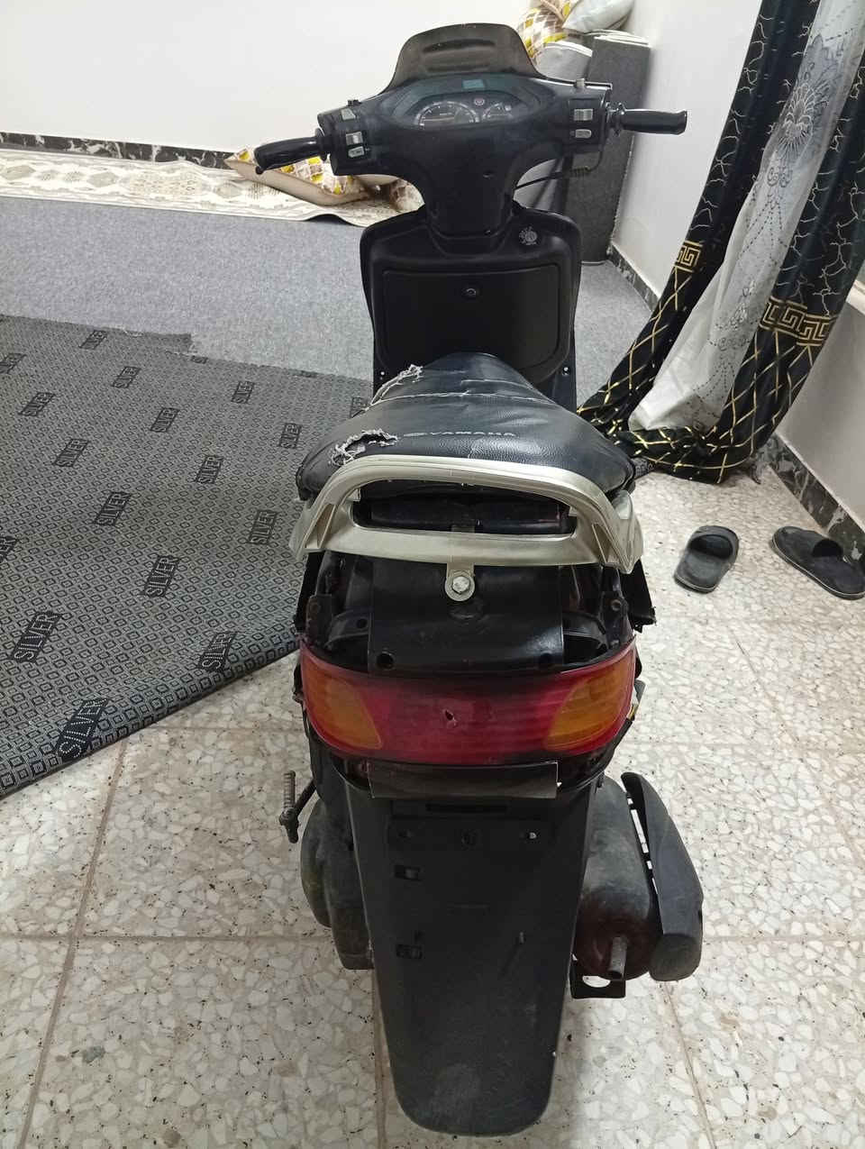 سلام عليكم للبيع دراجه فراشه خير من الله اي نقص ما بيه شغاله الدراجه تشتغل نكره سلف بيهه خيط بخار فقط مكينه مبدل بيه بس ولفات فقط السعر 275 وبيه مجال العنوان نجف شارع المعمل راسلني خاص ....
