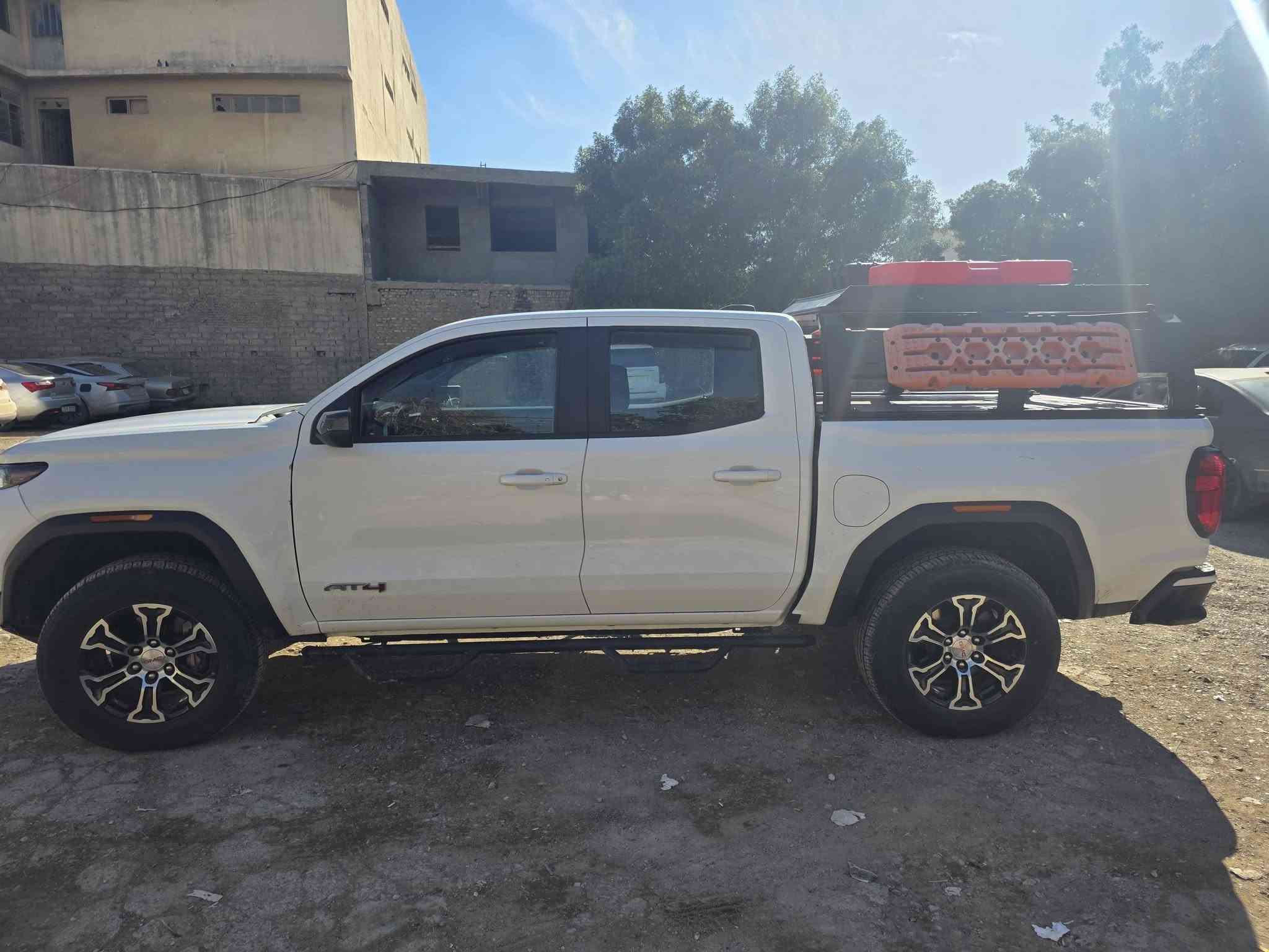 غطاء صندوق • GMC كانيون ٢٠٢٤ • استخدام واحد