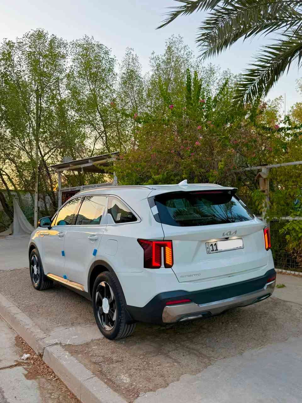 السلام عليكم كيا سورنتو موديل 2024 خليجي
رقم بغداد باسمي  مكفالة كفاله عامة 
مواصفات السيارة فول ما عده البانورما 
قمارة حديد
بصمه 
ترحيب 
داتا شو 
كشنات كهرباء 
شاشه متصله 
ويل 19 
صندوق كهرباء 
كير ماوس 
اربع وضعيات قياده 
مكينه 6 
حساسات اماميه و جانبيه 
بعد هواي مواصفات 
لد داخلي 
مسوي اله اضافات 
شاشات خلفيه 
داش كام امامي 
داش كام مرايه امامي و خلفي 
كاعيات سفاري 
دوشمه عامه 
ماشية 57الاف 
بيه رصعتين ما مبينات 
مكان السيارة بغداد 
الشراي يتصل 
***********
