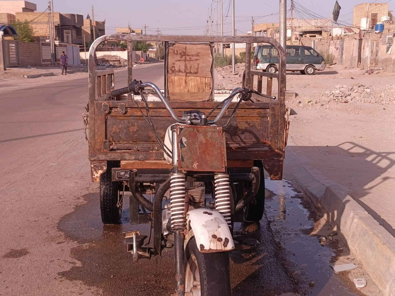 السلام عليكم ستوته 21 بلاديه جاهزه بديه عوزه بس صبغ اكسن كبس ناصريه مركز بواحد وميه 
***********
اوراق ستنساخ
