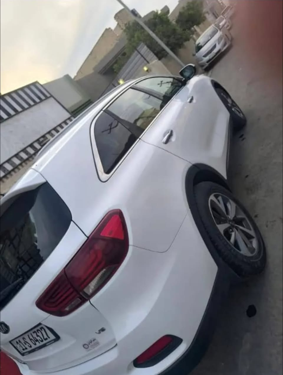 متاح للبيع -بالتقسيط المريح 

كيا سورينتو (Kia Sorento)، خليجي 

موديل 2020 كلين تايتل ( كفالة عامة ) رقم سليمانية 
شرط التحويل : 7 راكب محرك v6
باقي التفاصيل خاص 
سعر السيارة ( 300$ ) قسط بنظام مقدمة
للاستفسار اكثر : ***********
