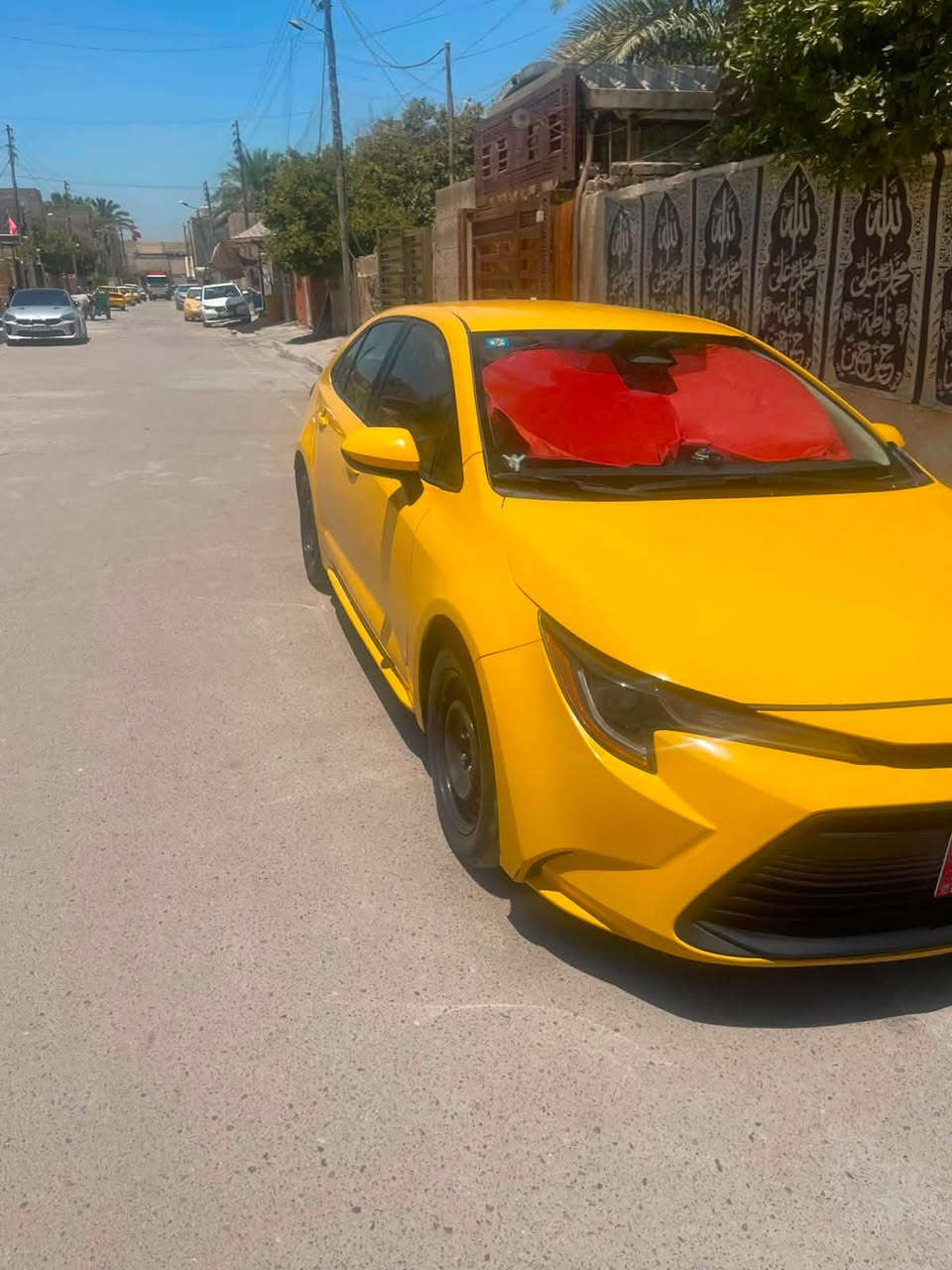 كورلا  2023 وارد امريكي حادث موضح بل صور بدون دواخل سعر 141 وبيها مجال  مكاني بغداد  ***********
