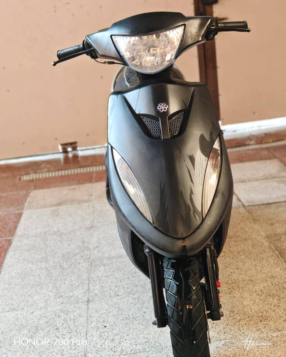 دراجه ماكس عدله للبيع
السعر 800وبيها مجال 
الدراجه محركها نظيف ومكفول مامفتوح 
اضافه الئ كهربائيات شغاله كلهن وتشتغل سلف
عليها تعديل بسيط دبل خلفي مختم wf
وغراضها الاصليه موجوده ( دبل خلفي و كابريته) 
***********
