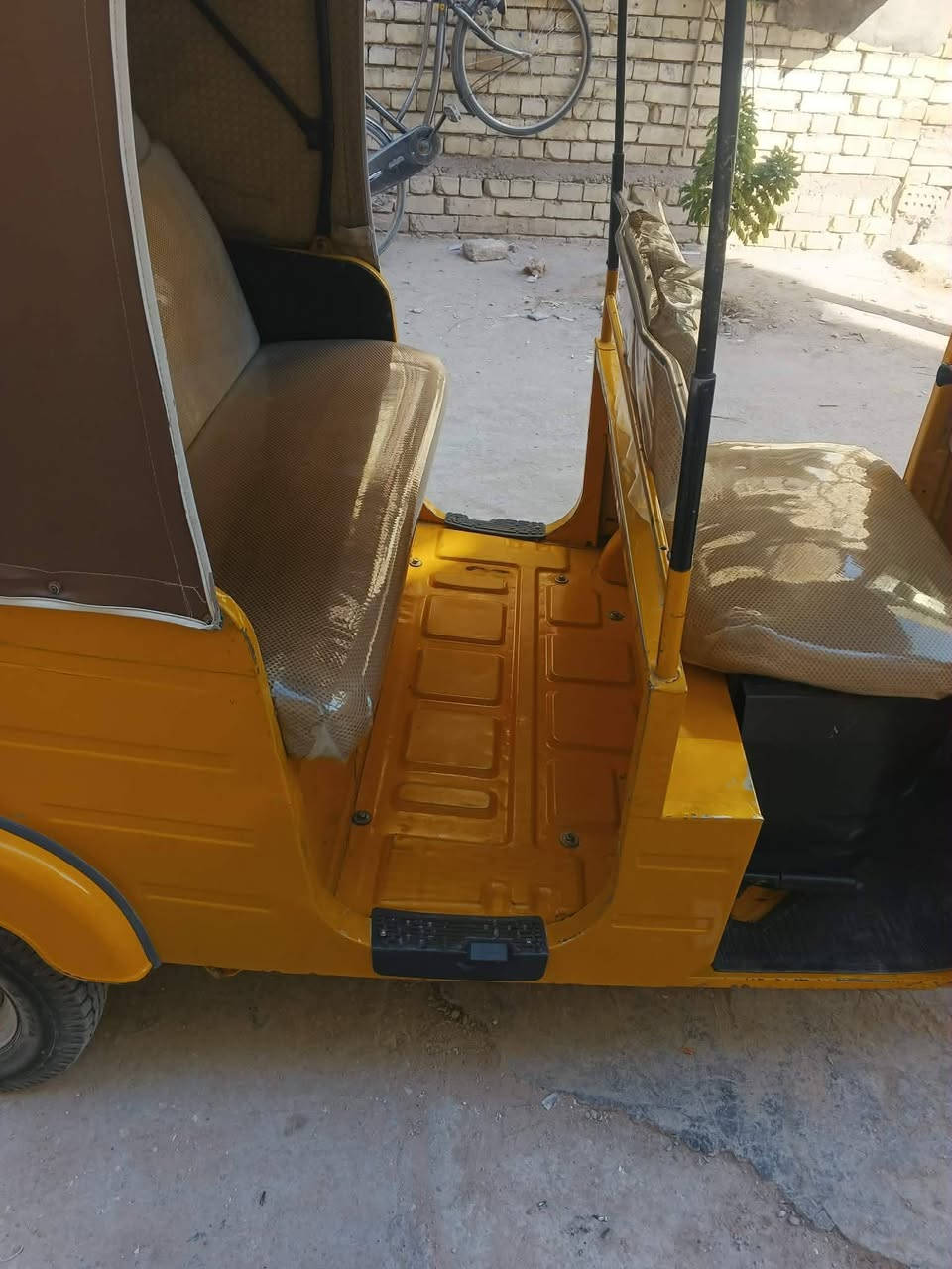 تك تك للبيع كفالة ***********
