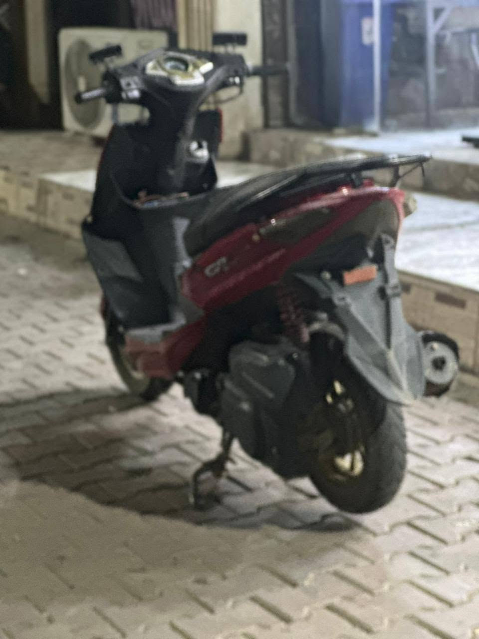 سلام عليكم دراجا جه للبيع نشطه كهربائيهات  الكفر المامي مكسور محرك اخرس السعر
٣٠٠ او بيها مجال مكاني تكريت القادسيه
***********@
