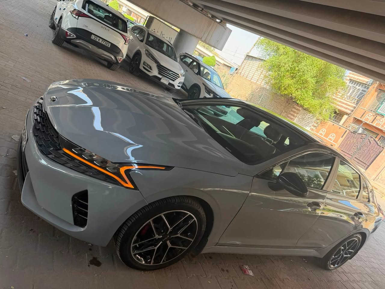 كي فايف 2021 gt line اسمنتي  فول عدى الفتحه 1600 تيربو مواصفات تحكمات ستيرن تحديد مسار 4 انظمه قياده تخم تاير جديد كير محرك مكفولات بيها سونار جديد حادثها الباب والجاملغ الايسر مبدلات وكاله واكو اماكن بارد مذكوره كلها بالسونار والجاملغ الخلفي مكان صغير كلش بي صبغ
 السعر ‏139  شي بسيط للشراي المكان السيدية وهذا رقمي
*********** سيارة ماشي81
