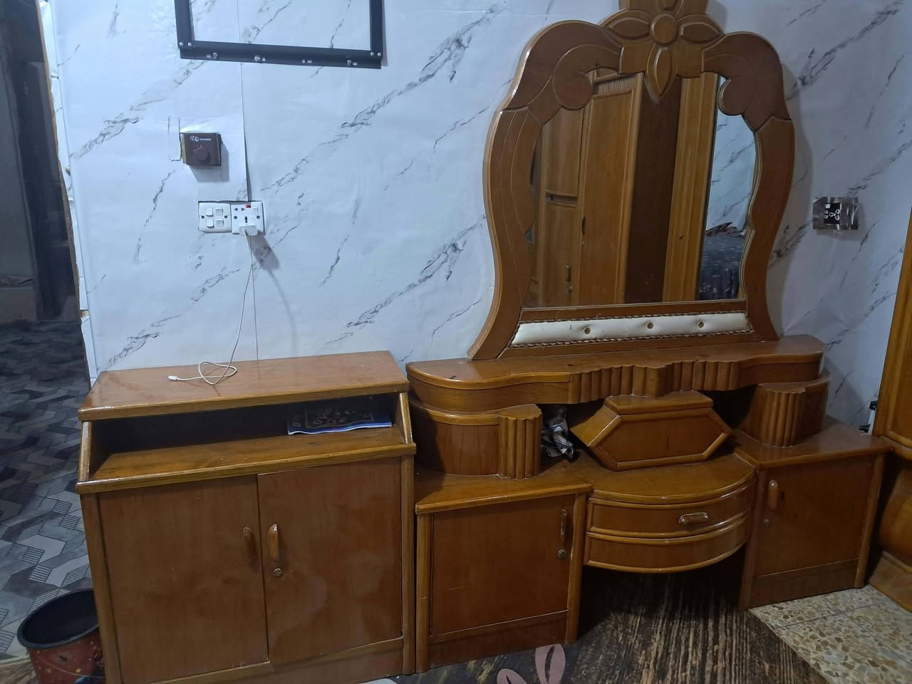 غرفه تسكام صاج سعره 750بيه مجال شارع 80مقابل مدينة الألعاب ارض بابل هذا رقم الاتصال ***********
