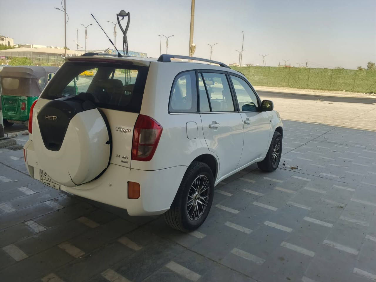 موديل 2013 رقم بغداد ملاحظه سياره جاهزه من كل شيء تبريد شغال تخم تاير مكان السياره بغداد حجم المحرك 2000 سعر 44 وبيها مجال رقم الهاتف ***********
