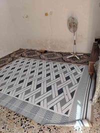 الشعب خلف السدة • ٩٠م • غرفة استقبال