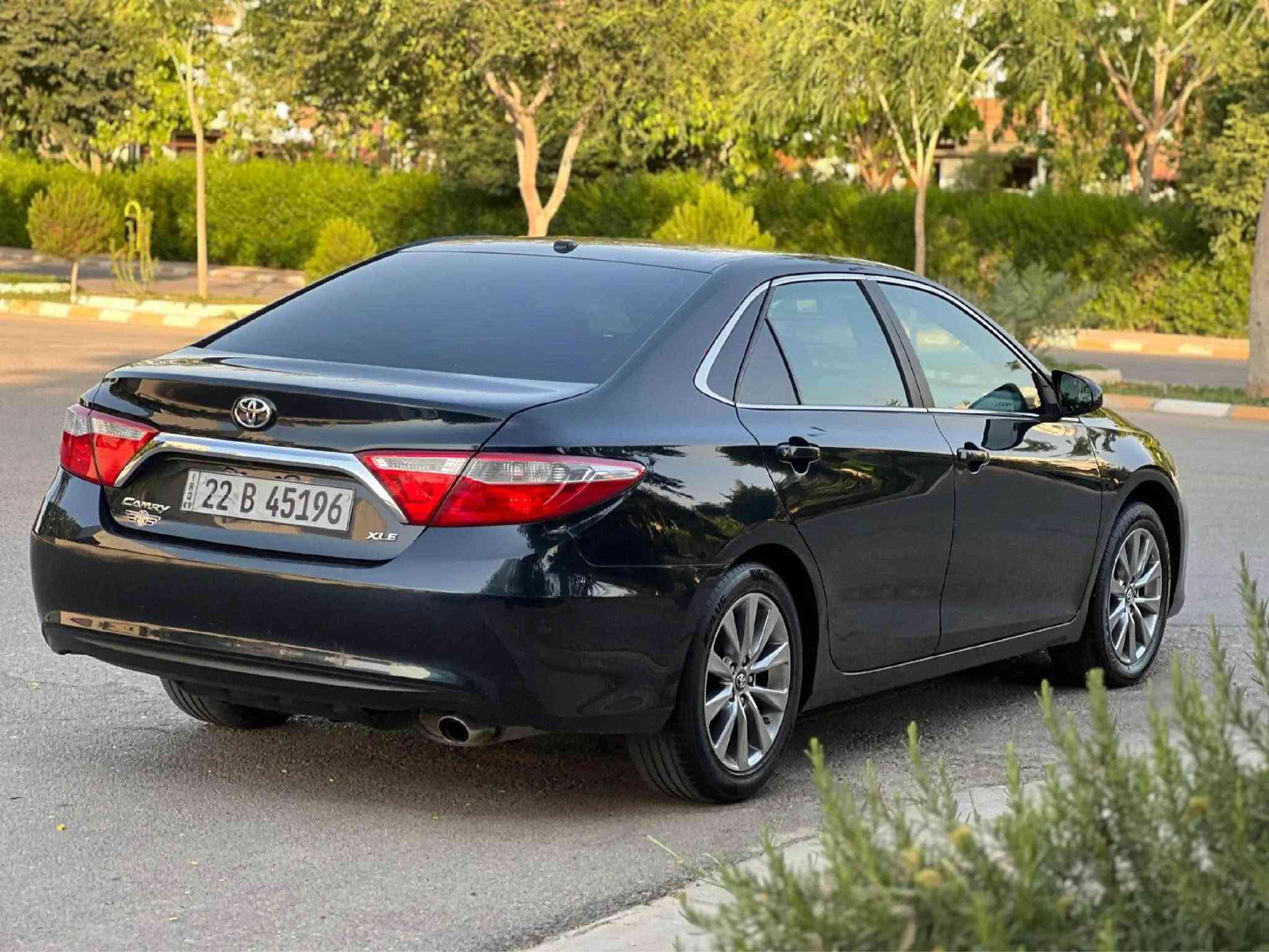 كامري XLE • ٢٠١٧ • ١٠٥ الف كم