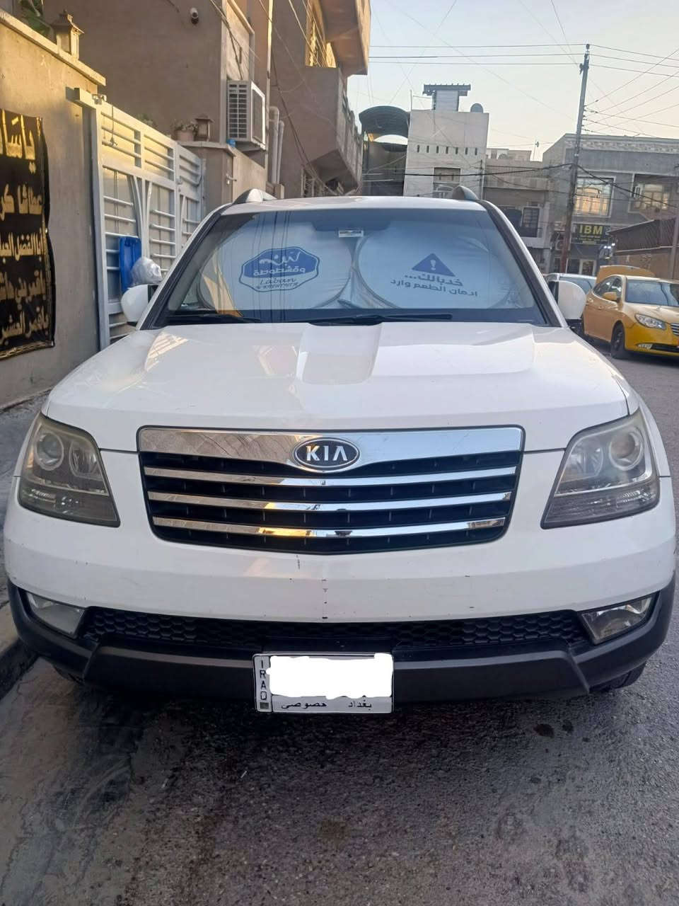 سياره كيا  موهافي موديل ٢٠١٢  فول مواصفات  . بصمه . فور ويل  . فتحه سلايدورف  . مري شفط . حساسات  ٤. كامره خلفيه  . كشنات جلد كهربائي وتدفئه . ثلاث قطع تبريد . كير ومحرك  ٣٨٠٠ مكفول . ماشيه  ٨٦ حقيقي . مكفول من الضربه والصبغ  . سياره نظيفه  . السعر   ١٤٠ للشراي  . رقم بغداد  . موبايل.   ***********
