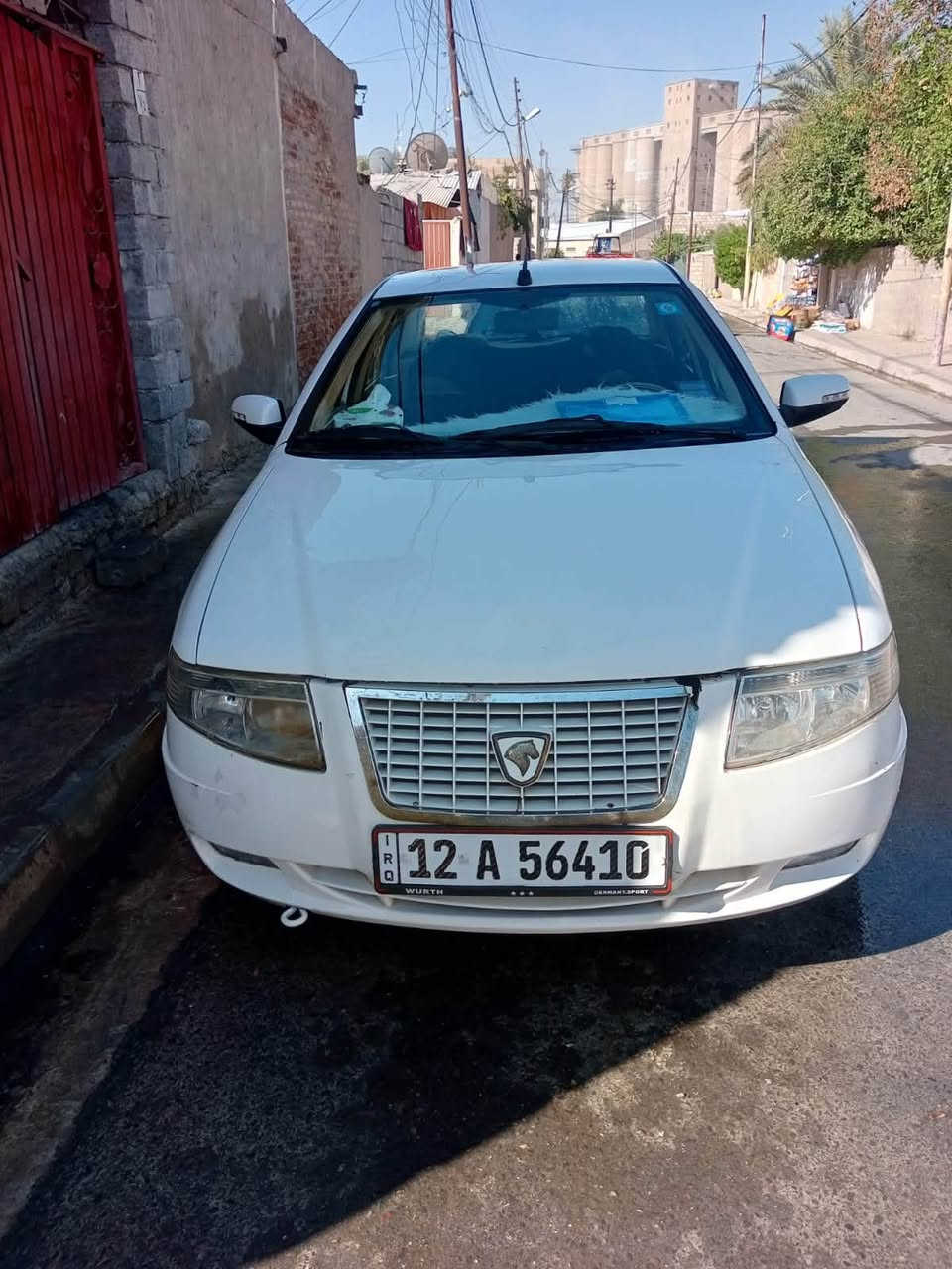 للبيع سمنت موديل 2011 مكينه وكير شرط كير عادي كابون بانزين ماستر بيها اني الشرعي سنويه جديده رقم نينوى انكليزي مصفره شرط التحويل سياره بدون صبغ بدون ضرر شرطا السعر 45 وبيها مجال تبريد ثلج ❄️ تدفيه شغاله استيرن بور طخم ورا وكدام جديد طخم تايه جديد وايرمنيه كلها شغاله  سياره جاهزه ربع ما تصرف عليها *********** // *********** مكان السياره موصل الايمن
