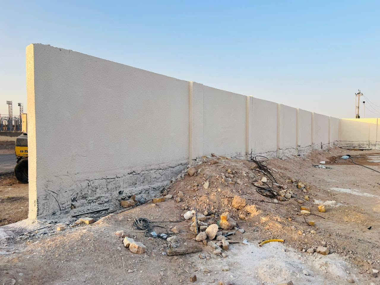 حاليا متفرق انتصل وتدلل ***********

نص مكتوب في الصور:
- أبو فاطمة لكافة أنواع اللبخ والإنشاءات - لبخ خارجي وداخلي - مصاطر وجودة عالية - أسمنت وجص - شرط استلام مهندس للتواصل والاستفسار: ***********