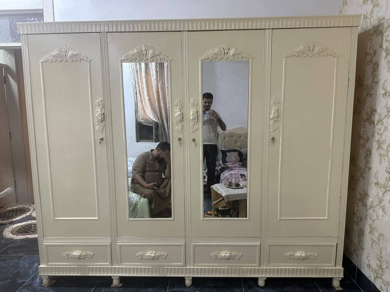 كما وعدناكم على كل ماهو جديد وجميل من معمل نجاره الطارق الشرقاط الحي العسكري قرب القصابين باداره محمود وإخوانه وبأسعار مناسبة شعارنا الدقه في العمل ليس لدينا فرع اخر////***********

