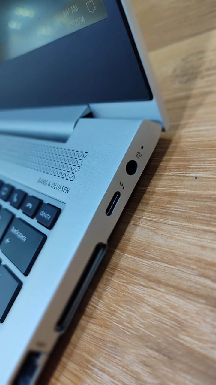 🔥 تصفية مخازن 🔥
💻 HP ProBook 640 G4

💥 عرض لفترة محدودة

💰 السعر: 366,000 دينار عراقي
📌 السعر قابل للتفاوض

━━━━━━━━━━━━━━━━━━

✅ المواصفات:

🔹 المعالج: Intel Core i5 – الجيل الثامن
🔹 الرام: 8GB DDR4
🔹 التخزين: 256GB SSD
🔹 الشاشة: 14 إنش FHD (1920×1080)
🔹 كرت الشاشة: Intel UHD Graphics 620
🔹 الاتصال: Wi-Fi + Bluetooth
🔹 المنافذ: USB-C – USB 3.1 – HDMI – VGA – LAN – قارئ SD

✨ جهاز نظيف، سريع، وجاهز للاستخدام.
🎓 مناسب للطلاب، الموظفين، والمحلات والشركات.

📞 للحجز والاستفسار:
***********
