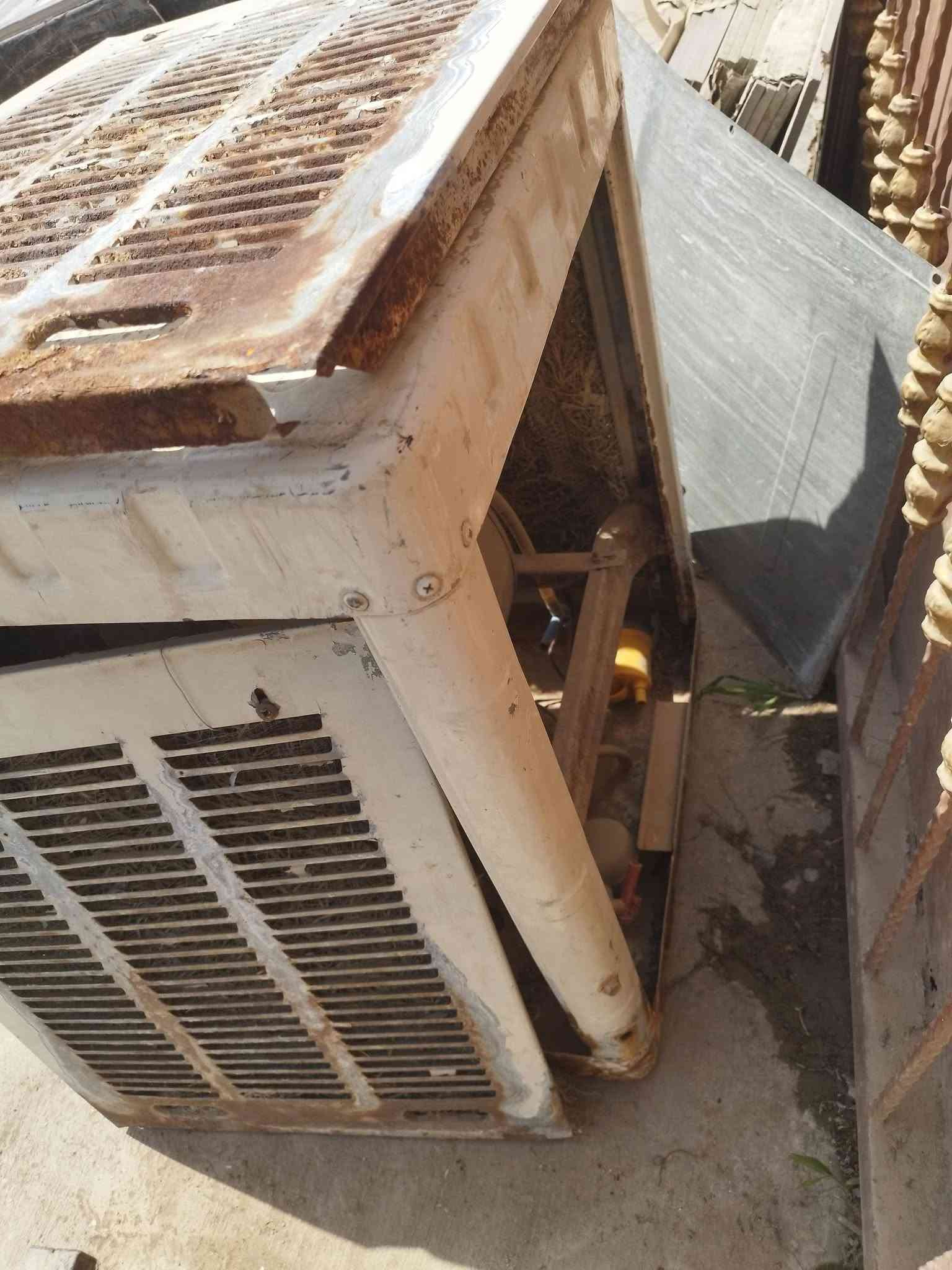 يا الله تصفيه لو تلحلك لومتلحك اسعار اخو البلاش براد مي ابو ثلاجه شغال حار وبارد نضيف ب 35 الف مكنسه فووول اخت الجديده كامله ب 35 الف  قلايه وشوايه الحجم الجبير فوول اخت الجديده 40 الف ست البيت معصاره وطاحونه وخلاط ب 30 الف مثرامه نضافه فوول ب 15 الف مبرده نقص ماطور ب 20 الف مكاني ابو غريب شهداء شارع السكلات بضهر السوك  ***********  وات ساب  او خاص
