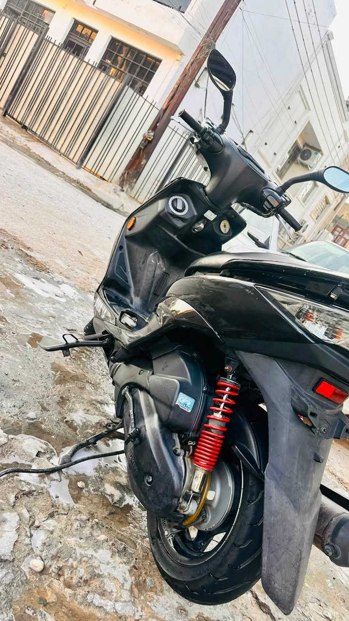 سكنس للبيع كله وكاله ممفتوح بيها شي ملوحه مال رمبه قطعه ممبدل بيها فقط ولفات عداد سرعه شغال دراجه ممتعوبه مكينه برغي ممفتوح بيها 
السعر / مليون و200 
مكان / بغداد - الدوره 
استفسار اكثر 
***********
