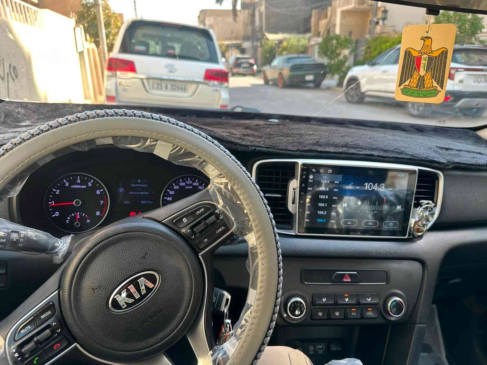 السلام عليكم
سبورتج خليجي للبيع 
مكفوله من الصبغ بيها بارد شي بسيط بحافة الجاملغين الاماميات
موديل ٢٠١٨ 
رقم اربيل تحويل مباشر  هزه جديده
تخم تاير جديد تبريد ثلج گير ومحرك جي دي أي خليجي بدون دوانز نهائي واقتصادي مكفولات من الفتح
ماشيه ٩٨ الف كيلو
المواصفات 
شاشة كامره دواره حساسات خلفيه بلادي ماطور لايت نزول منحدرات قطعتين تبريد اشاير بالمري
مكان السياره بغداد السيديه
للاتصال *********** او *********** واتساب بيهم او ماسنجر خاص 
السعر ١٤٨ ومجال محدود

