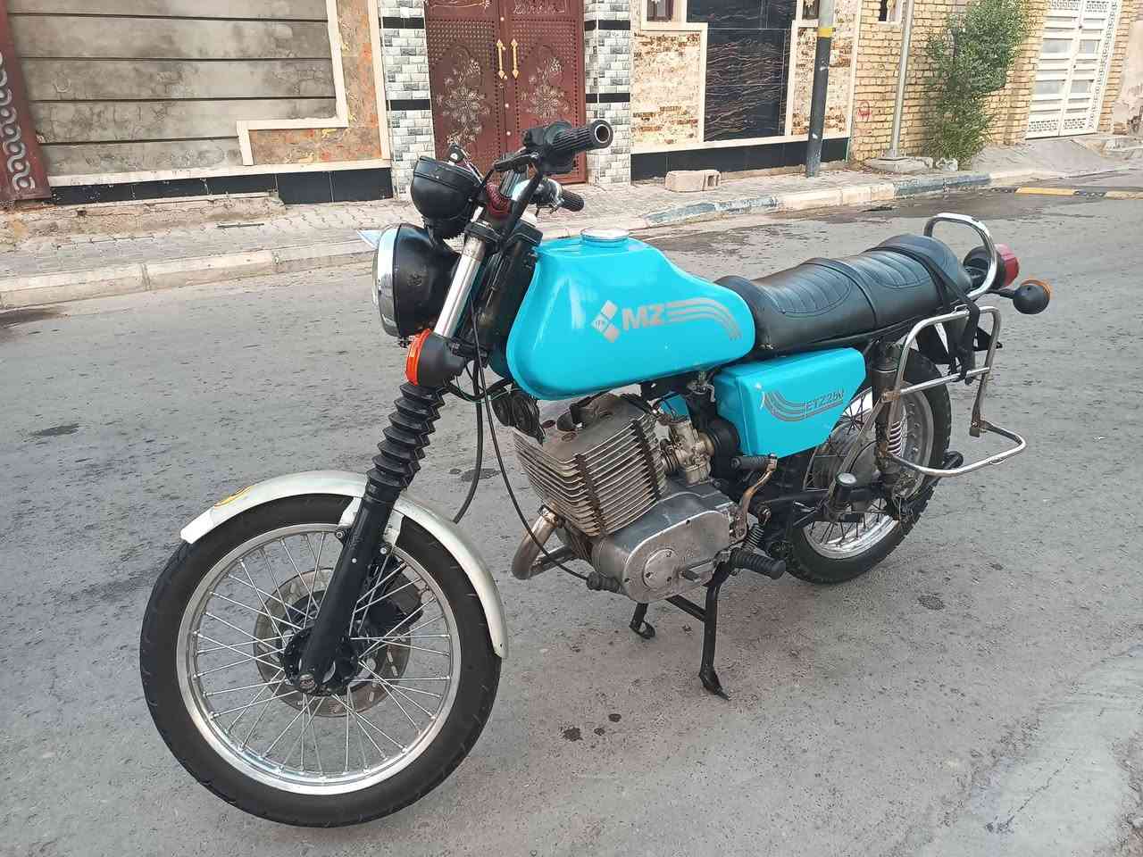 من رخصت مدير الكروب سلام عليكم دراجه موديل ٨٢ دراجه حلوه بمعنه الكلمه بوش 4 صوت ناعم ويخبل دراجه حلوه نصبتهة مثل ماموضح بالصور ماكنيت لحيم بلخشم اوصوب واحد جوه الكشن ومصلح بلادي العنوان واسط السعر خاص *********** رجائن الموشراي يعبر المنشور اولحد يخابر ويكول شبيهة كلشي ذكرت بل منشور دراجه بدون بدون بدون
