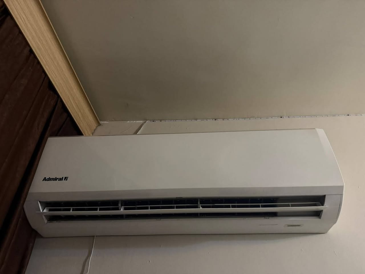 للبيع سبالت عدد 3
اخو جديد
2طن

شعر. علئ فحص اذا مو ثلج. عوفه 

سعر واحد 450قفل
مكان شعب

تواصل ***********
