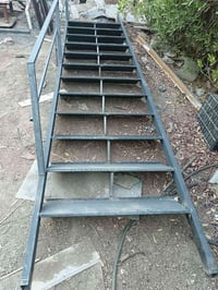 للبيع درج طول ٤م ونص عرض متر سعر 200 بغداد حي الجهاد ٠٧٧٠١٢٠١٤٢٥ اكو ت...