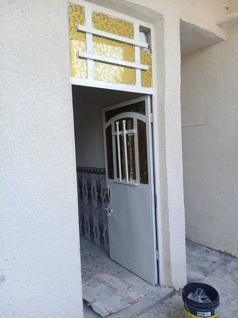 سلام عليكم عندي بيت اليجار ١٠٠متر بل جريخي قاط واحد سعر اليجار ٣٢٥(***********(
