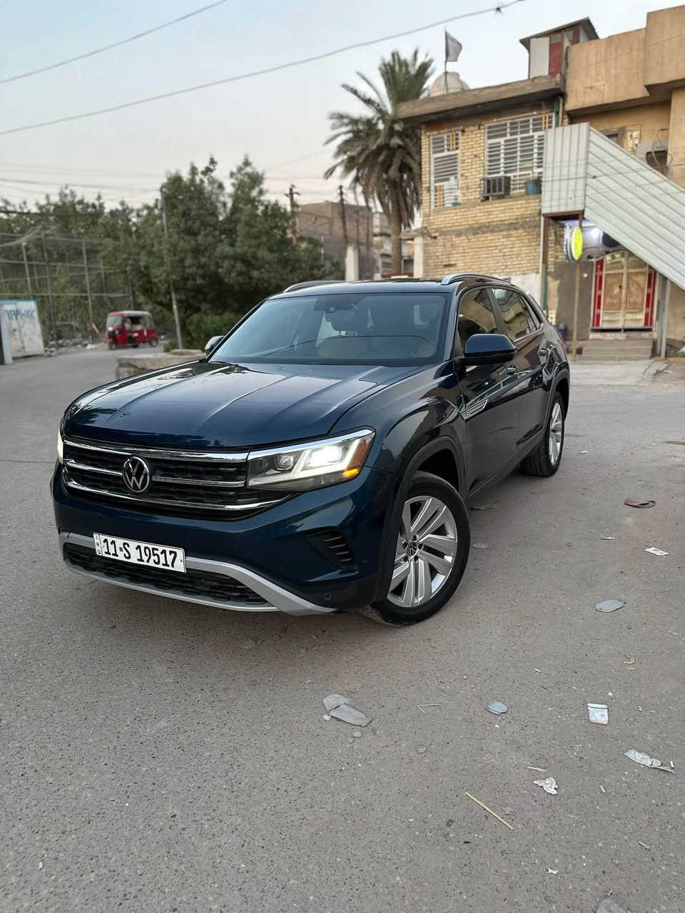 فوكس وكن أطلس موديل2022
عدد الأميال : 43000الف ميل وقابله للزياده

الحادث جاملغ سايق صبغ وبنيد بارد

سلندر: 6سلندر

رقم بغداد 

مواصفات:

الكاميرا الخلفية -  بنوراما - التحكم على المنحدرات - مستشعر وقوف - تدفئة المقاعد  - بصمة - مسند الذراع - مثبت السرعة - مرايا جانبية كهربائية - نوافذ كهربائية - شاشة - مراقبة النقطة العمياء - التعرف على إشارات المرور - نظام المفتاح الذكي - التحكم التلقائي في درجة الحرارة - نظام فرملة الطوارئ - مقاعد كهربائية - 8 وسادة هوائية - مصابيح زينون الأمامية - المصابيح الأمامية ليد - نظام الإنذار - قفل مركزي للأبواب - مانع الانزلاق - تدفئة مقود القيادة - لوحة قيادة رقمية - إنارة محيطية - أبل كاربلاي - التشغيل عن بعدABS D - رادار - ويل20 

صدر جديد تايرات جدد باتري جديد ادامه لمنضومة لبانزين 

 السعر(189)$ وبيه مجال
***********

مكان السياره بغداد الامين الثانيه للااستفسار خاص
