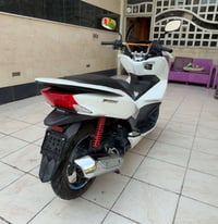 دراجة PCX جيل ثاني ياباني كفاله عامه مواصفات الدراجة حساس ازدحام تدفئه...