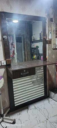 مرايه حلاقه • العباسية • حي المنتضر