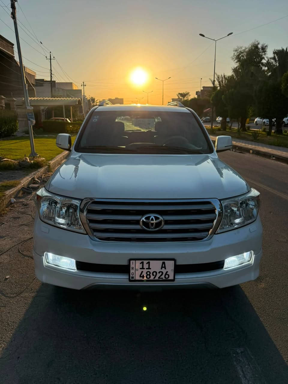 السلام عليكم
للبيع سياره 
 لاندكروزر موديل 2010 VX.R 5700
مكفوله كفاله عامه بدون شخوط ولا جارد 
سياره بحاله الوكاله جديد 
موصفات5 بصمه  فول تجي موصفات لكزاز 
ما يحتاج تنذكر معروفه 
رقم هزه سنويه كله جديده قبل شهر سويته 
السعر 3 دفاتر 300 
مكان سياره بغداد حي الجامعه 
رقم اتصال 📞 ***********
