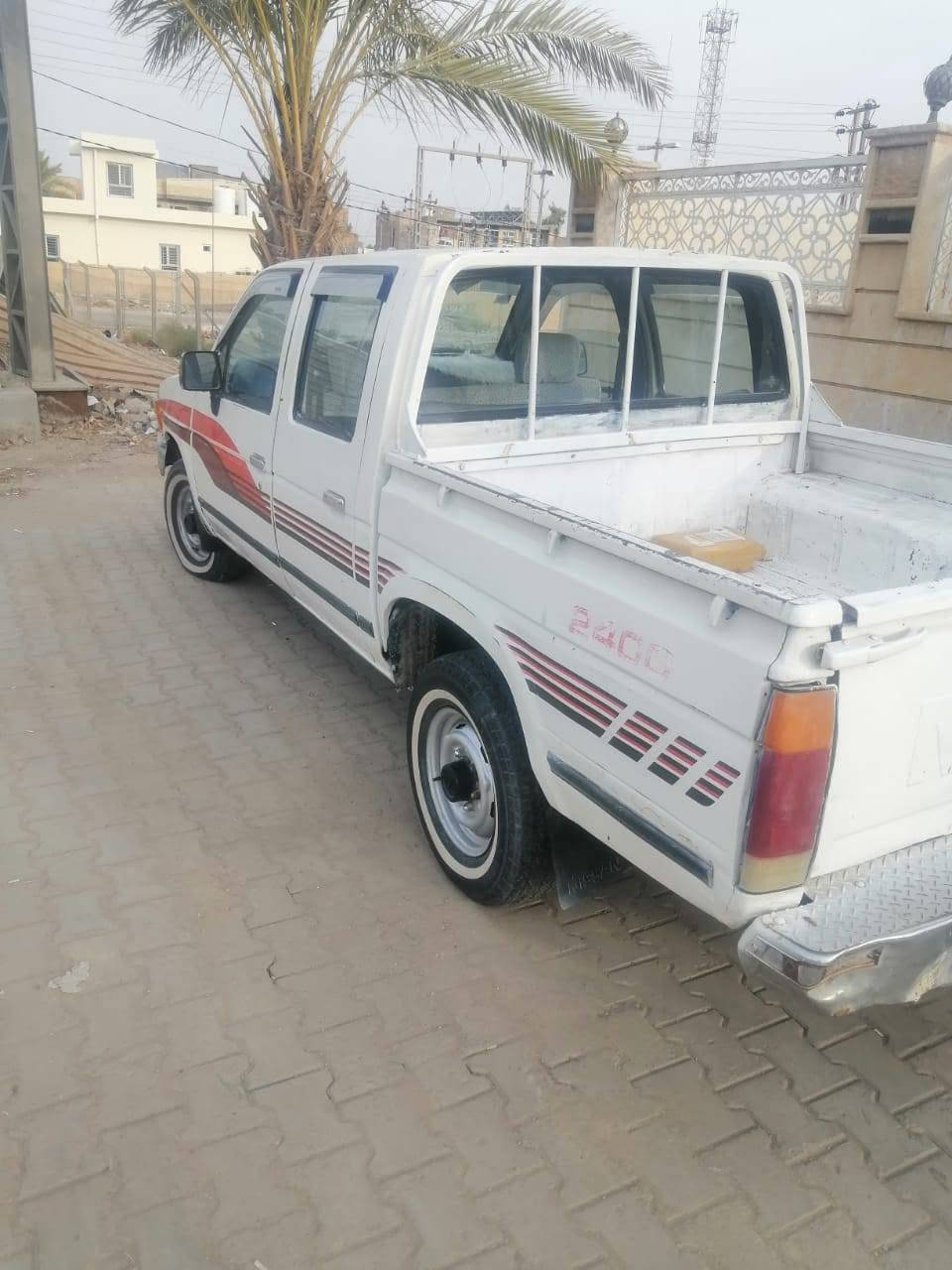 السلام عليكم للبيع بيكم نيسان ٨٩دبل قماره جاهزه رقم جديد مصفره وضريبه وغرامات كيرمكينه كهربائيات حدايه كله جديدههيئه خمسه كيرالسعر٣٥وبيه مجال مكاني النجف العباسيه تليفون ***********
