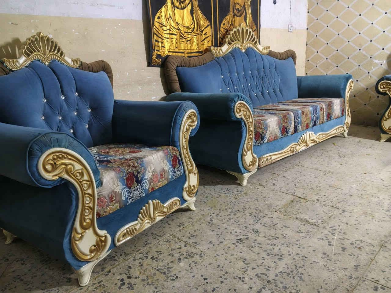 تخم تسكام نضيف كلش 10مقاعد ثكيل مو سوكي خشب قوي اسود السعر 340وبيه مجال قليل العنوان بابل الحمزه الغربي الحي العسكري الاستفسار ***********
