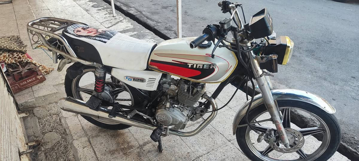 سلام عليكم ماطور للبيع سيفان 5 كير السعر 350 قفل المكان الموصل كراج الشمال ***********
