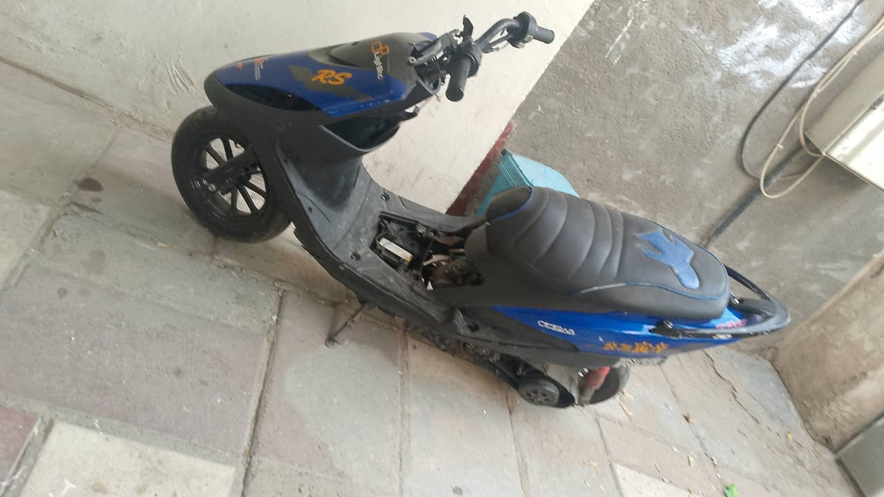 السلام عليكم دراجه ماكس مال لعب نكره سلف المكينه 55بيها كلج خلفي رياضي وصالنصه Fm السعر 350و بيها مجال مكاني يم جامع النداء واتساب***********
