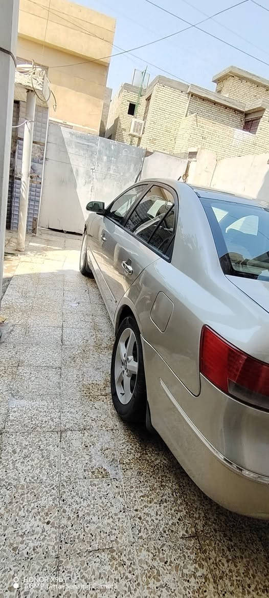 سلام عليكم سوناتا للبيع موديل 2009 أمريكي طخته بل جاملغ لمامي بدون دواخل مكينه 2400 دوش سياره تخم تاير جديد صدر جديد تبريد ثلج كهربايات كامله بيه صبغ حزام جمالي رقمه ربيل بسمي سياره جاهزه مال جني  ويل 17 فول موصفات  لسعر 92 وبيه مجال لهاتف ***********
