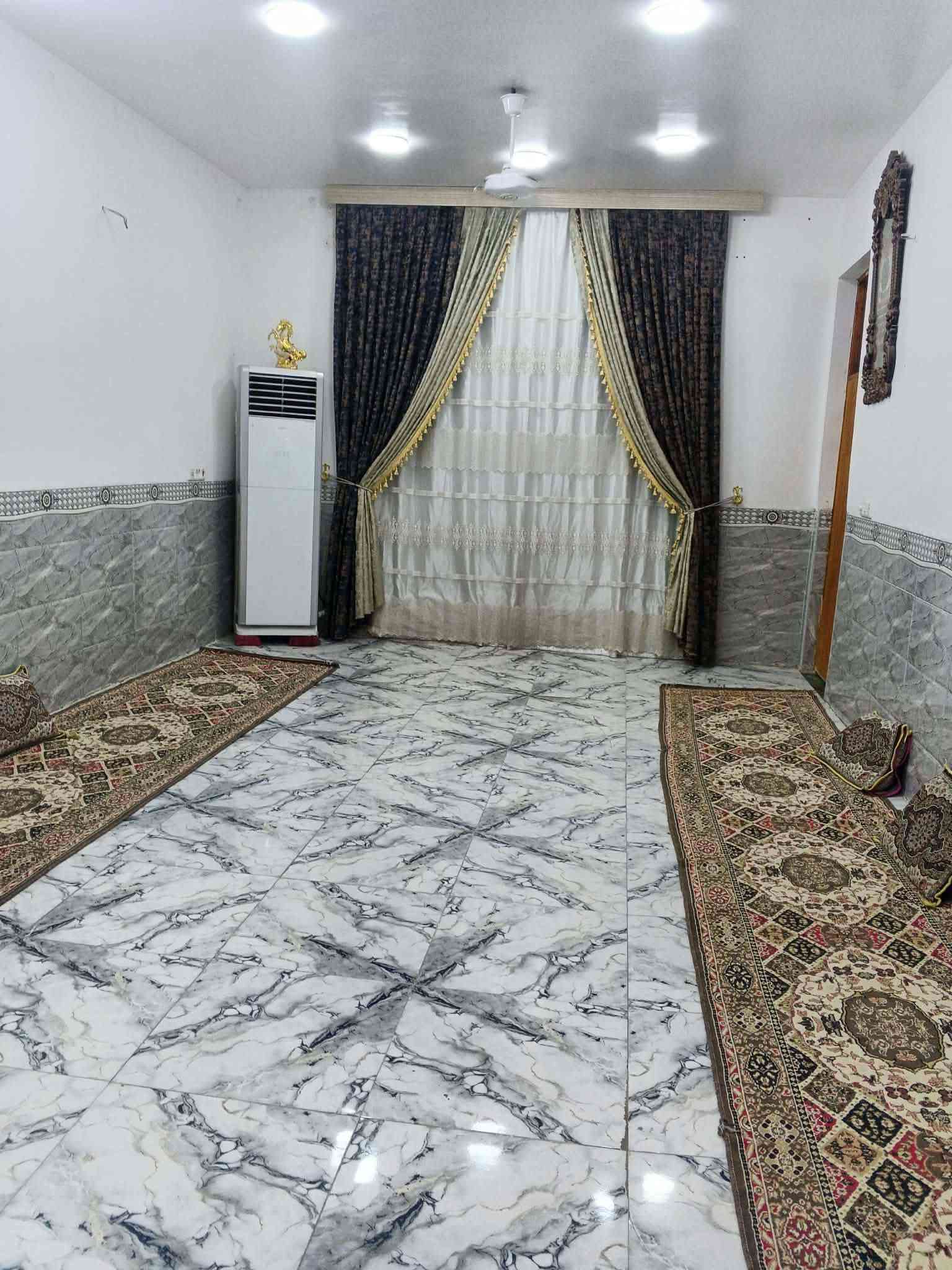 بيت للبيع مساحه البناء 250, مع قطعه ارض مساحه 300 متر واي ستفسار اتصل ع الرقم ***********
