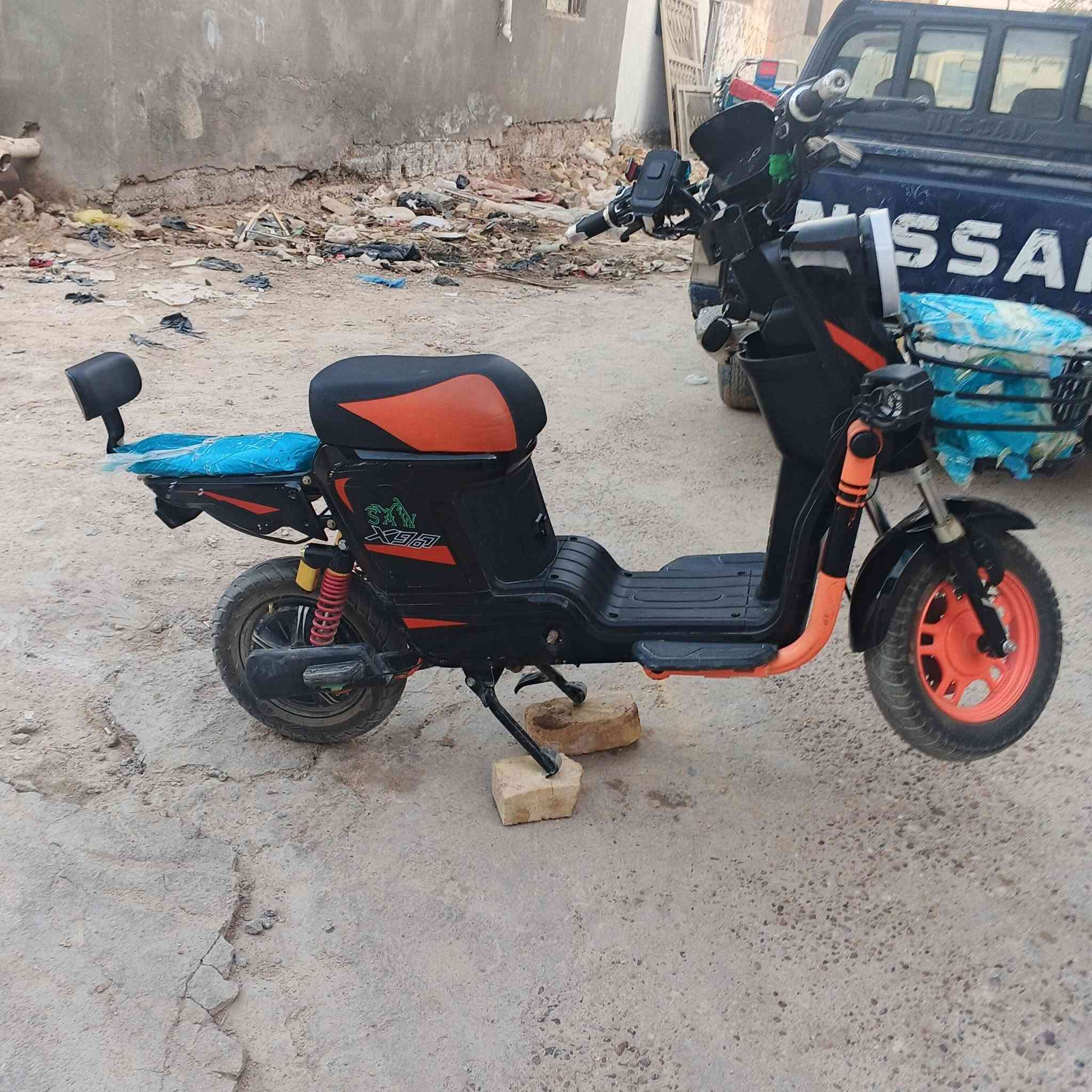 السلام عليكم درجه شحن للبيع اكس 900السعر 500وبيها مجال اتصل *********** الدرجة نضيفا
