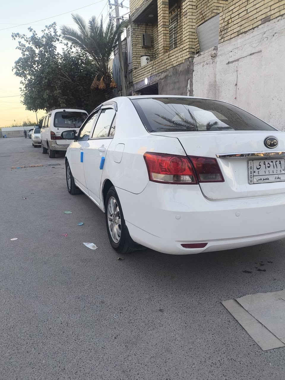 السلام عليكم بي وايدي g3  مديل 13  سيارة نضيفة خير من الله  مكينة وكير وتبريد خير من الله رايدها ب٤٧ وان شاء الله بيهة مجال 
مكانهة بغداد الكرخ ***********
