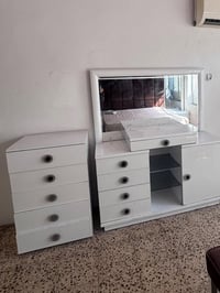 غرفة تركي • للبيع