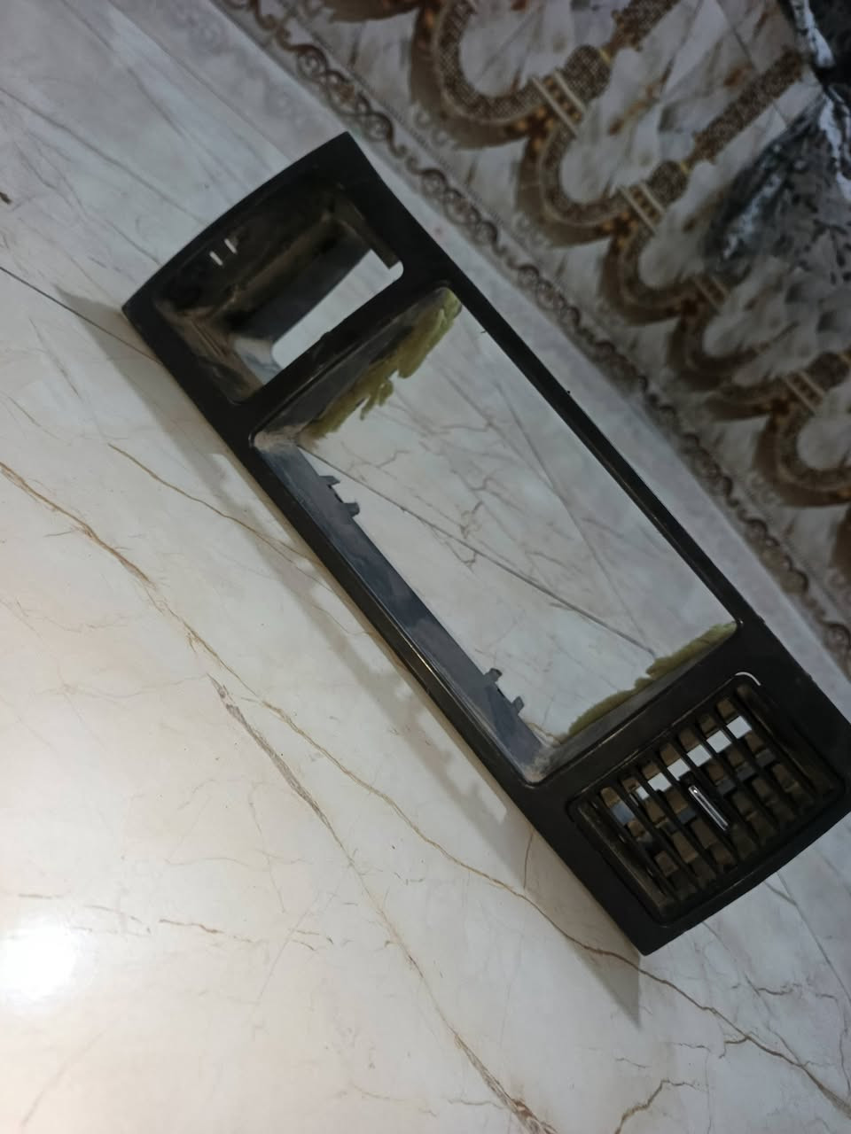 غراب • جيلي نوبل • الديوانيه
