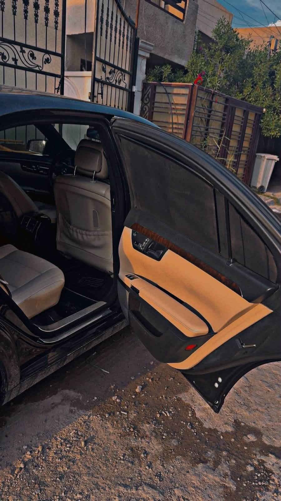 S350 • ٢٠١١ • ١٢٠ الف
