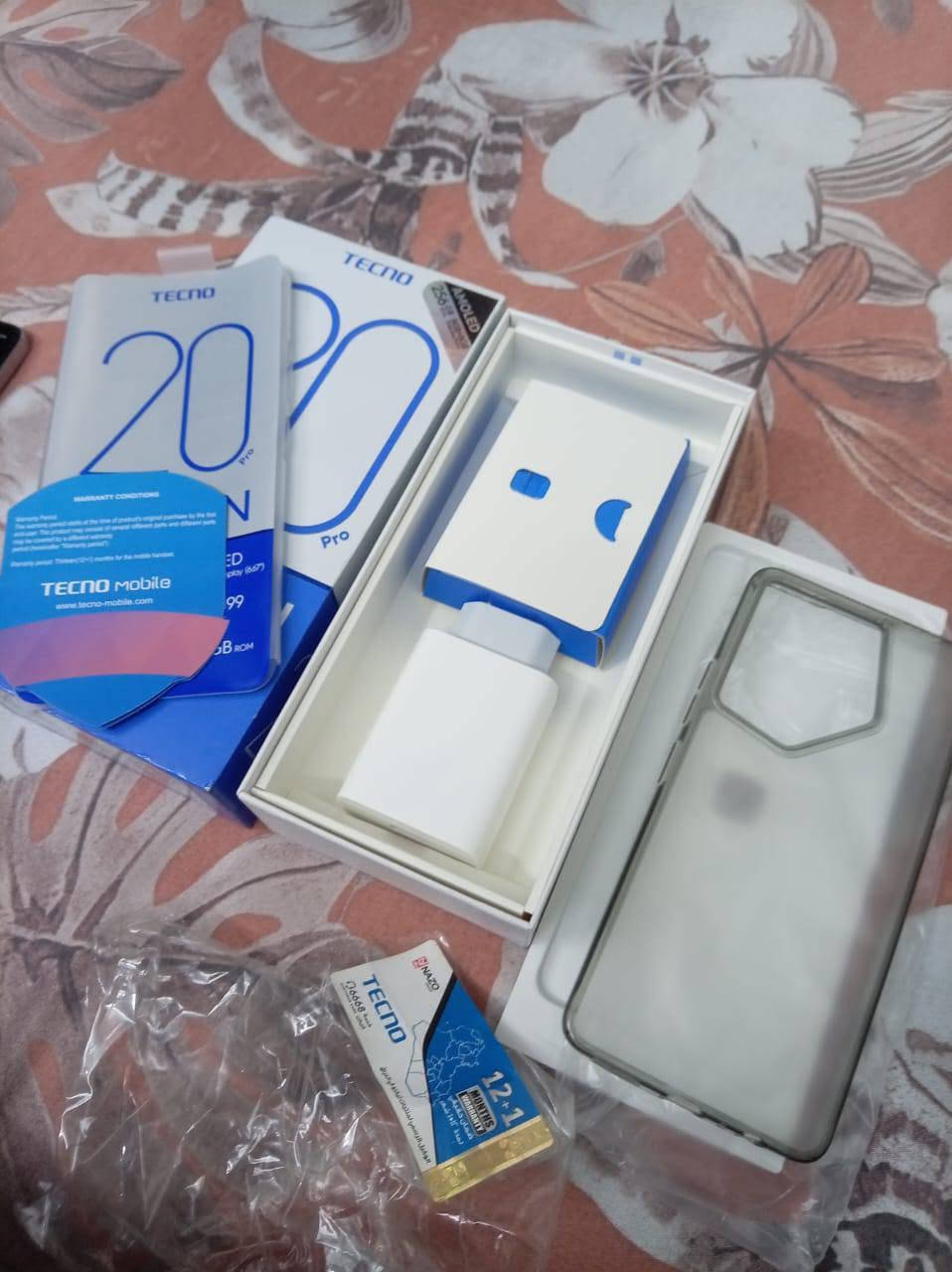 تكنو كامون 20 برو • ٢٥٦ • رام ٨+٨