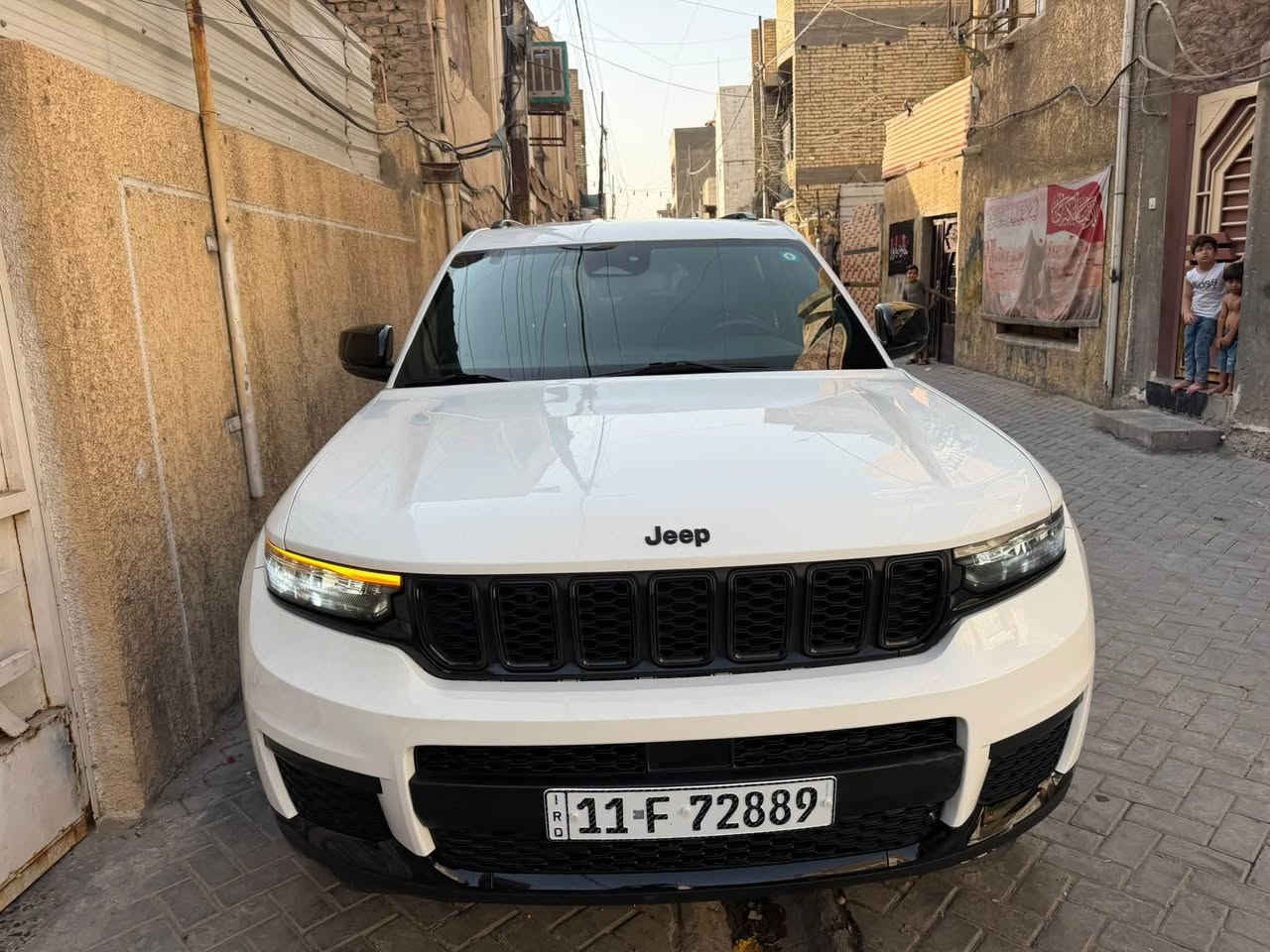 سلام وعليكم جيب وارد امريكي 2024 شهداء وكاله  مواصفات بلاك توب فول ماعد الفتحة 7 راكب جنطه كهربائية رادرات خلفي امامي وجانبية حساس خلفي امامي اشاير بل مري شفتات سيرن بجم كبس لايت زنون اصلي 3 قطع تبريد كشنات جلد وتدفه تبريد وبعد مواصفات صبغ بس قبق جنطة وباقي مكفول كفاله عامه محرك 6 سلندر كير محرك مكفول مكانه بغداد السعر 235 ورقه اعتذر عن المراوس ***********
